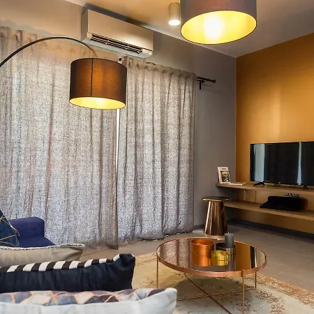 Magnolia - Modern Near Center And Sea Apartman