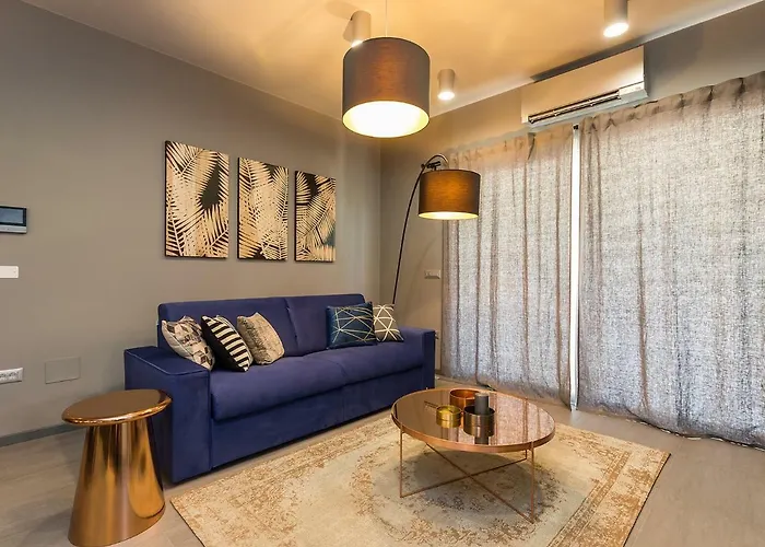 Magnolia - Modern Near Center And Sea Пореч