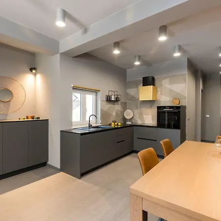 Magnolia - Modern Near Center And Sea Apartment Porec