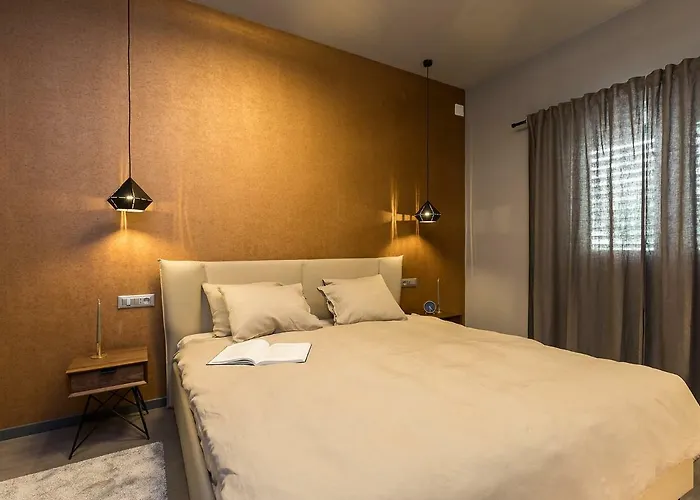 Magnolia - Modern Near Center And Sea 아파트 포레치