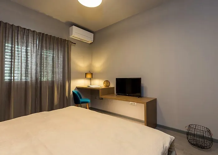 Magnolia - Modern Near Center And Sea *